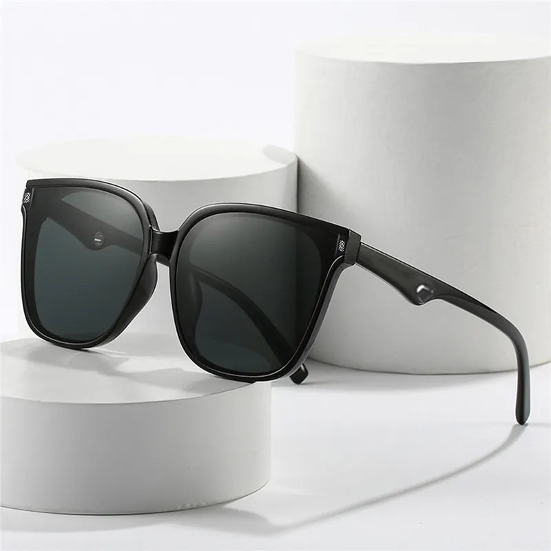 PRETTYALLUSION TR90 Oval Sunglasses Unisex-2