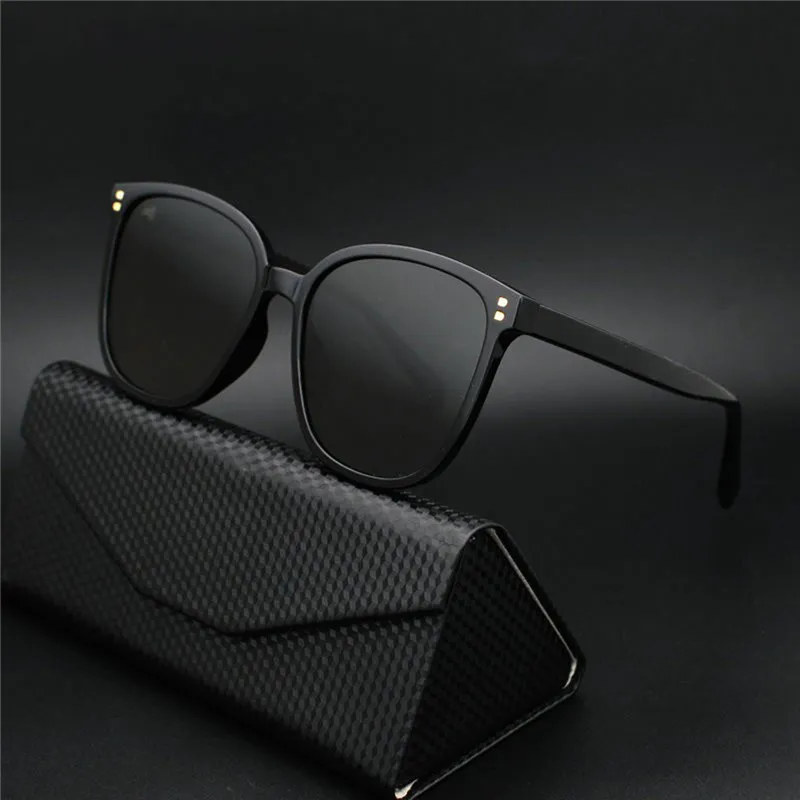 PRETTYALLUSION Oval Sunglasses Unisex-2