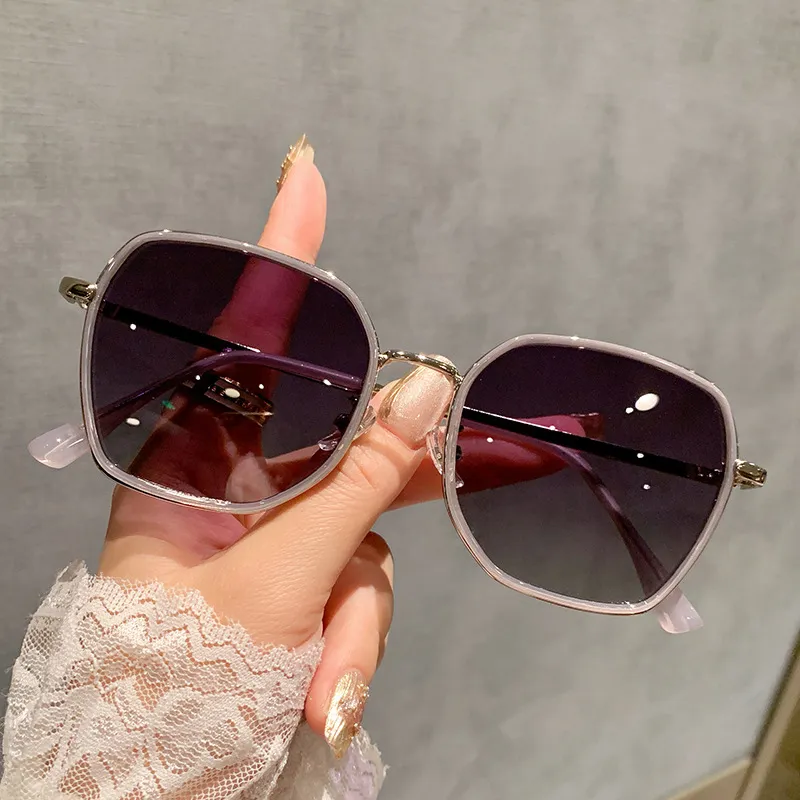 PRETTYALLUSION PC Metal Irregular Shape Sunglasses Women's-3