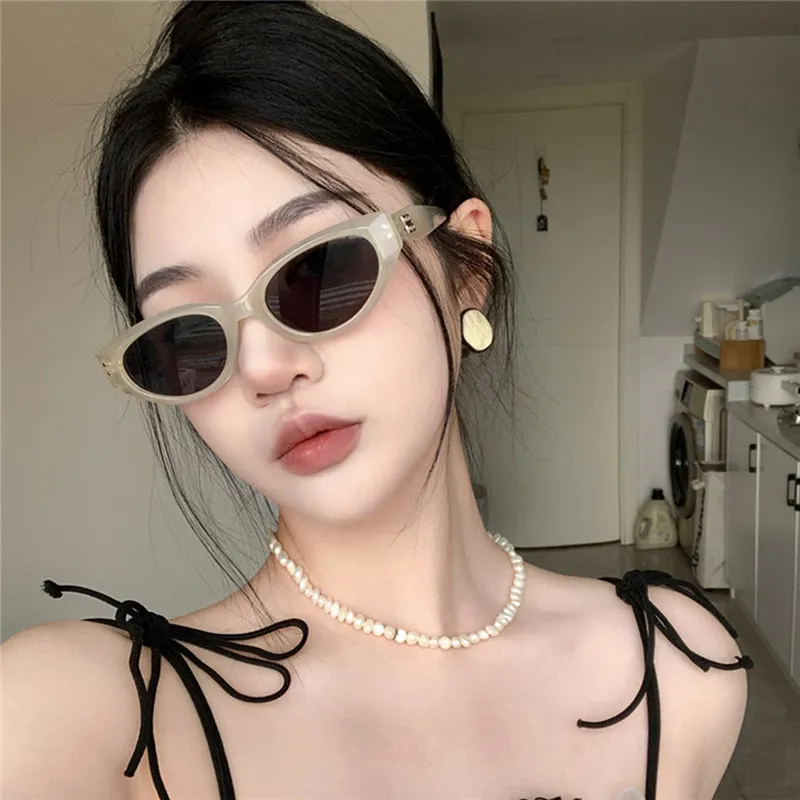 PRETTYALLUSION TR90 Irregular Shape Sunglasses Unisex-9