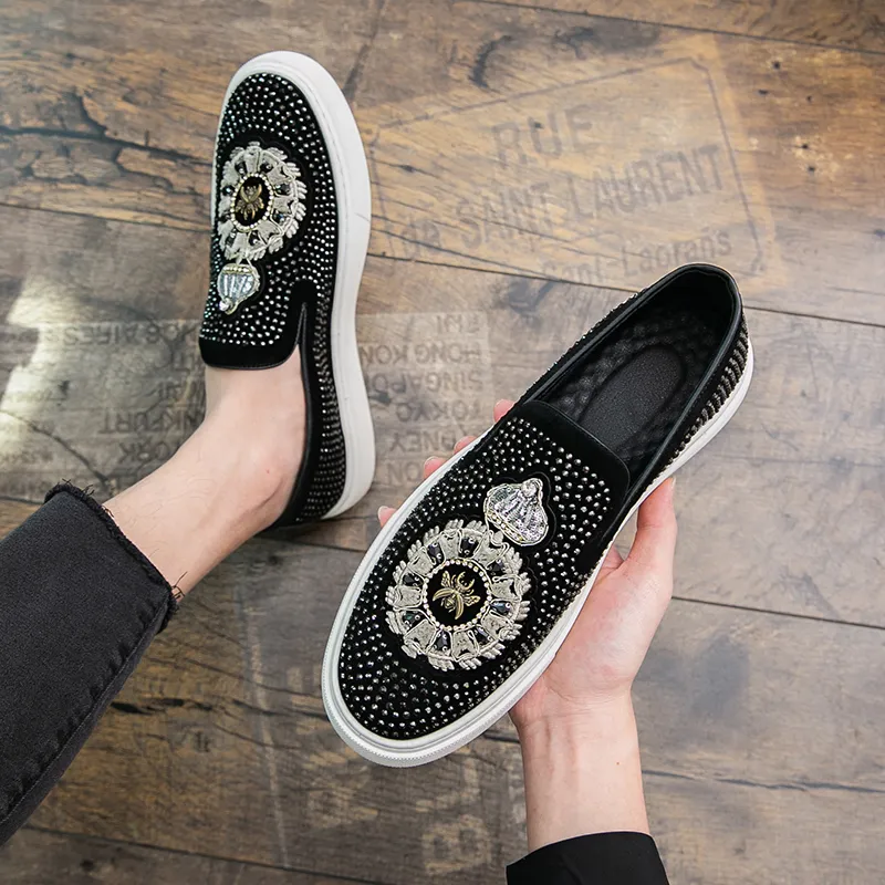 AMICNIEGD Anti Slip Wear Resistant Low Top Skateboard Shoes Men's Black-3