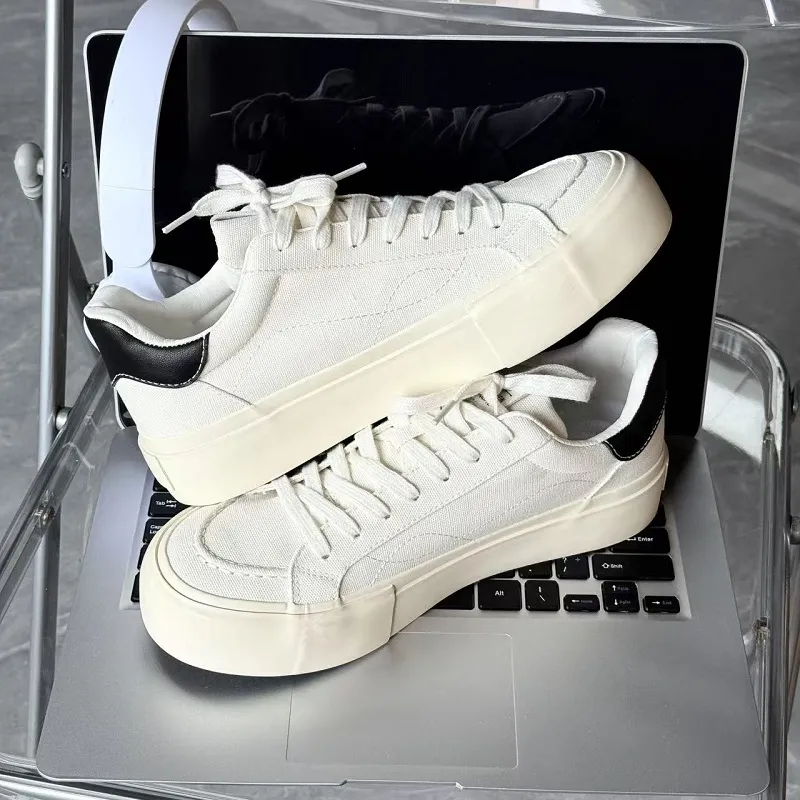 AMICNIEGD Slip Resistant Shock Absorbers With Abrasion Resistant Properties Low Top Skateboard Shoes Men's-10