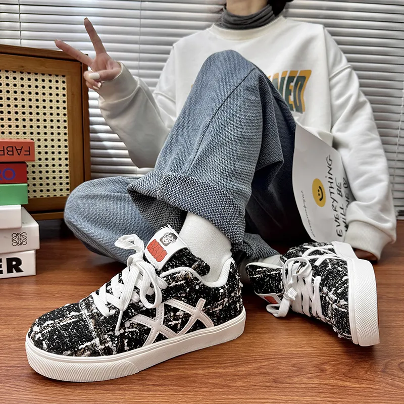 AMICNIEGD Slip Resistant, Abrasion Resistant, Breathable Low Top Casual Shoes Unisex Black White-6