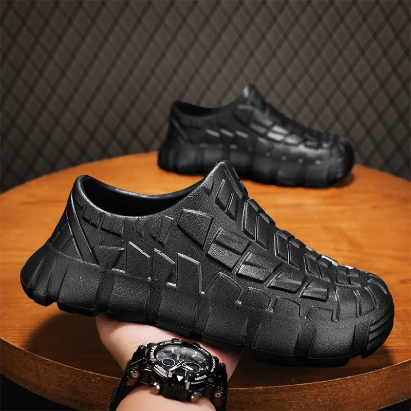 TROADLOP Low Top Casual Shoes Men's Black-2