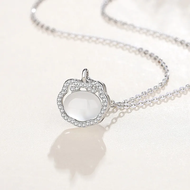 Nine Music Chalcedony Necklaces Women's-4