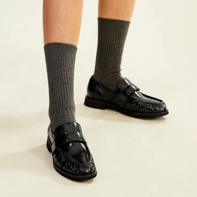 7or9 Hazelnut Pinecone Tower Beanie Shoes Women's Black-9