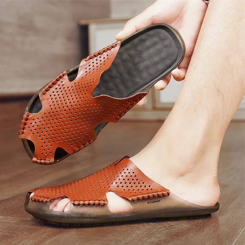 FUERZA Closed Toe Slippers Men-19