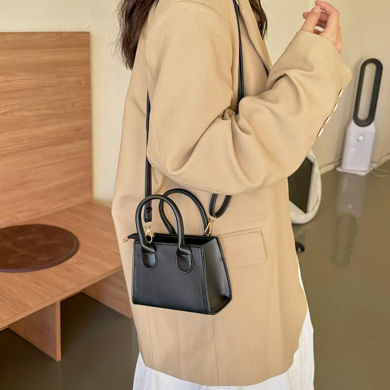 FCTOSSR PU Crossbody Bag Women's White/Black/Khaki/Brown/Coffee-5