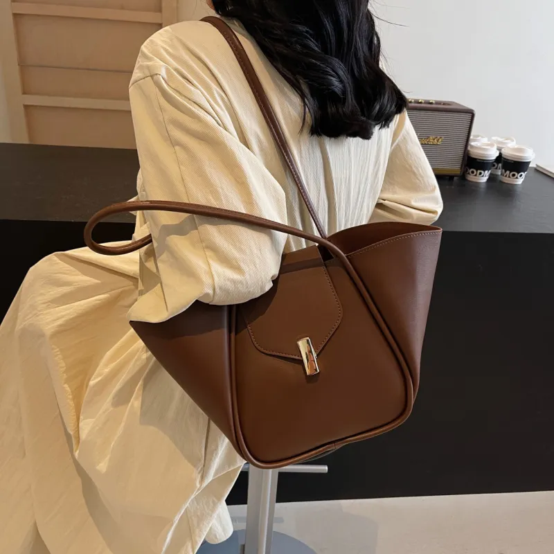 FCTOSSR PU Shoulder Bag Women's White/Black/Khaki/Coffee/Brown-17