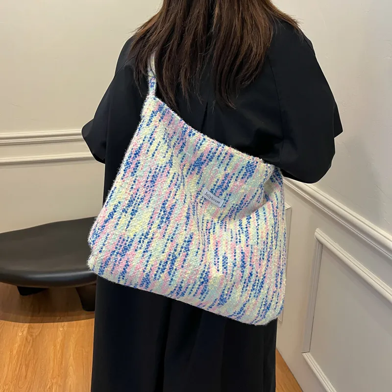 FCTOSSR Shoulder Bags-18