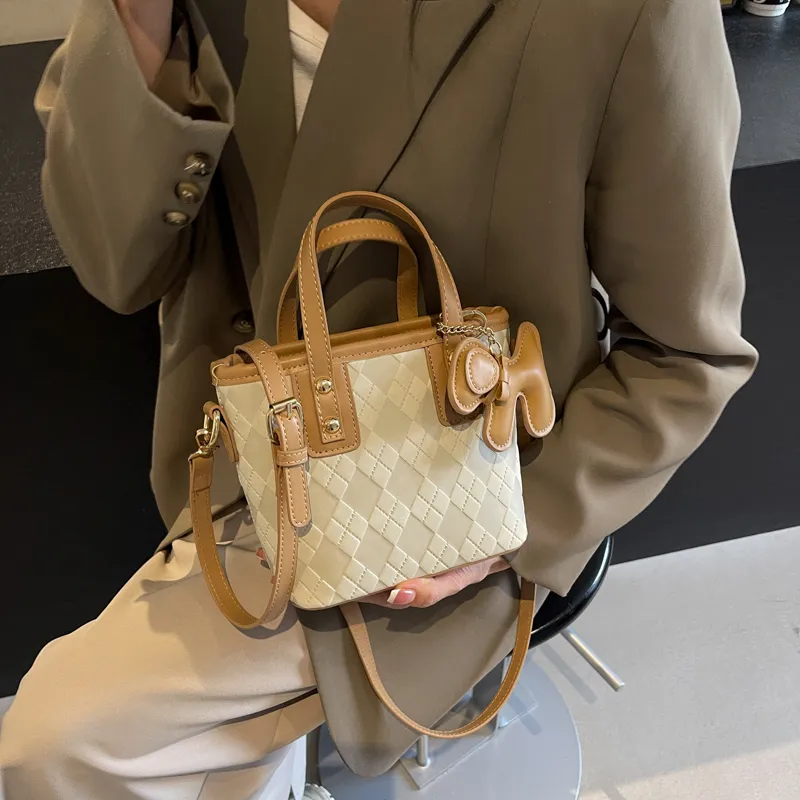 FCTOSSR PU Handbag Regular Women's White/Black/Khaki/Pink-1