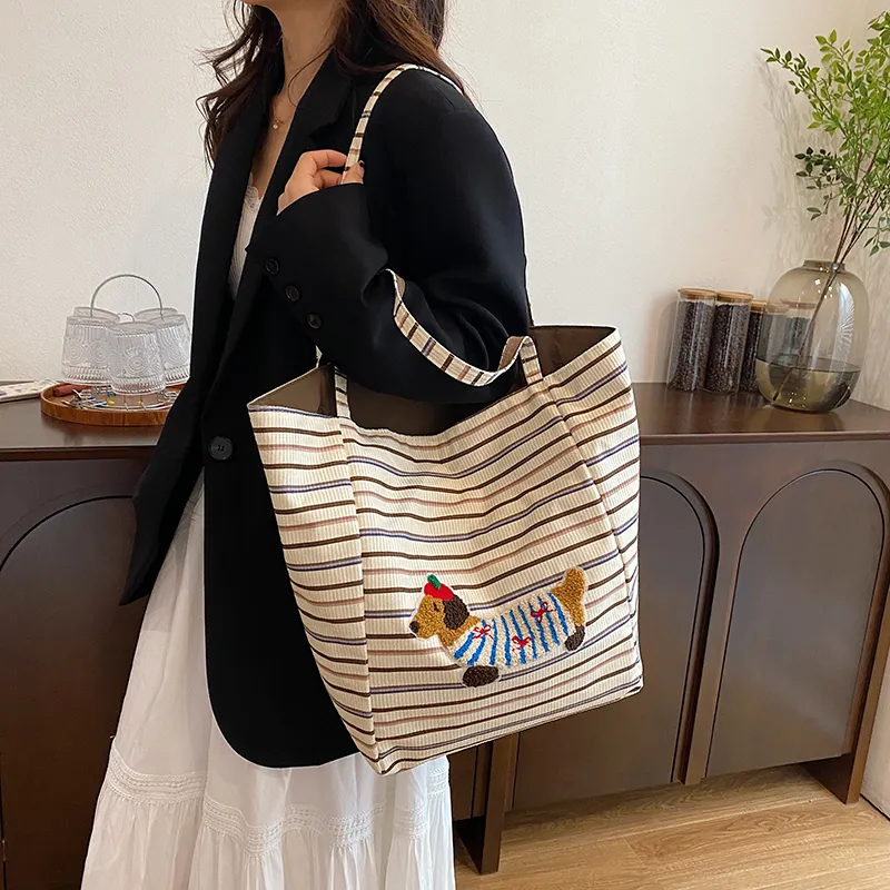 FCTOSSR Composite Cloth Shoulder Bag Women's White/Red/Brown-1