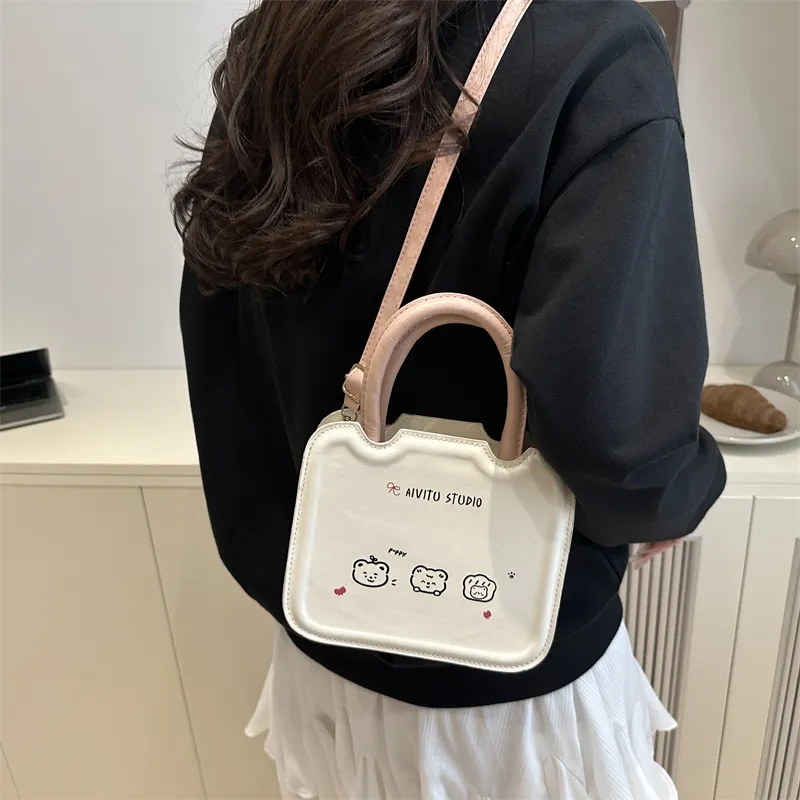 FCTOSSR PU One Shoulder Handbag Women's White-4