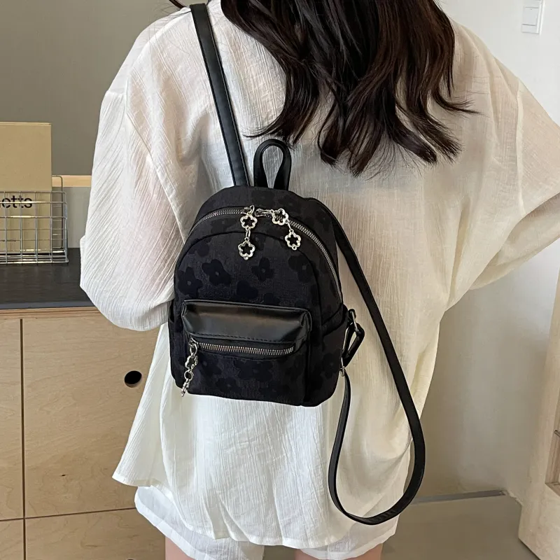 FCTOSSR PU Backpack Women's White/Black/Pink-7