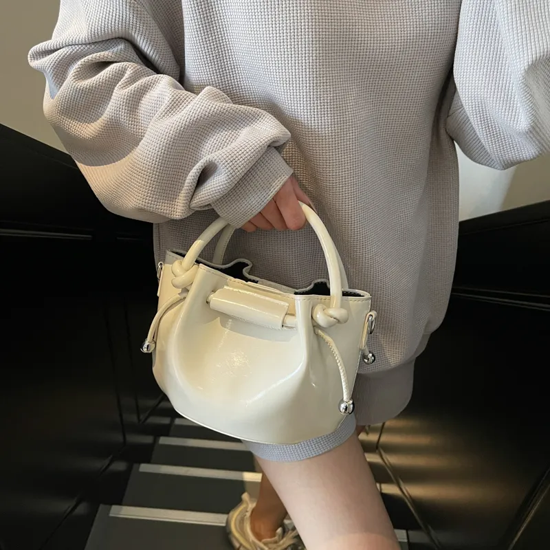 FCTOSSR Pu One Shoulder Handbag Women's White/Silver/Black/Yellow/Blue/Pink-3