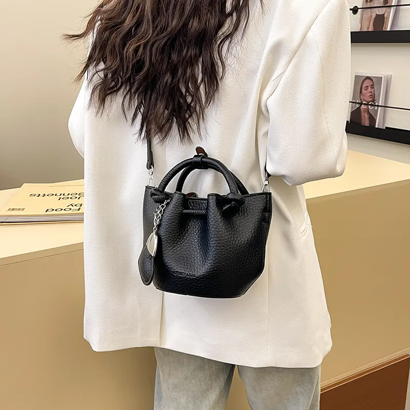 FCTOSSR PU Bucket Bag Handbag Women's White/Black/Blue/Pink-21