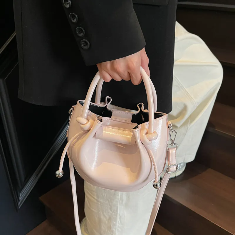 FCTOSSR Pu One Shoulder Handbag Women's White/Silver/Black/Yellow/Blue/Pink-32