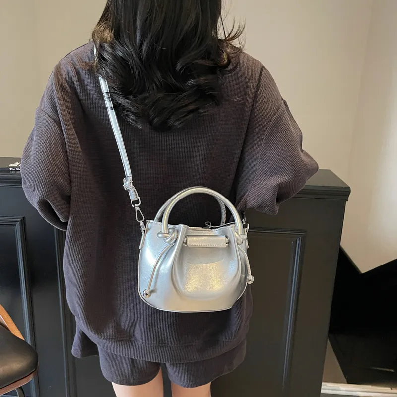 FCTOSSR Pu One Shoulder Handbag Women's White/Silver/Black/Yellow/Blue/Pink-8