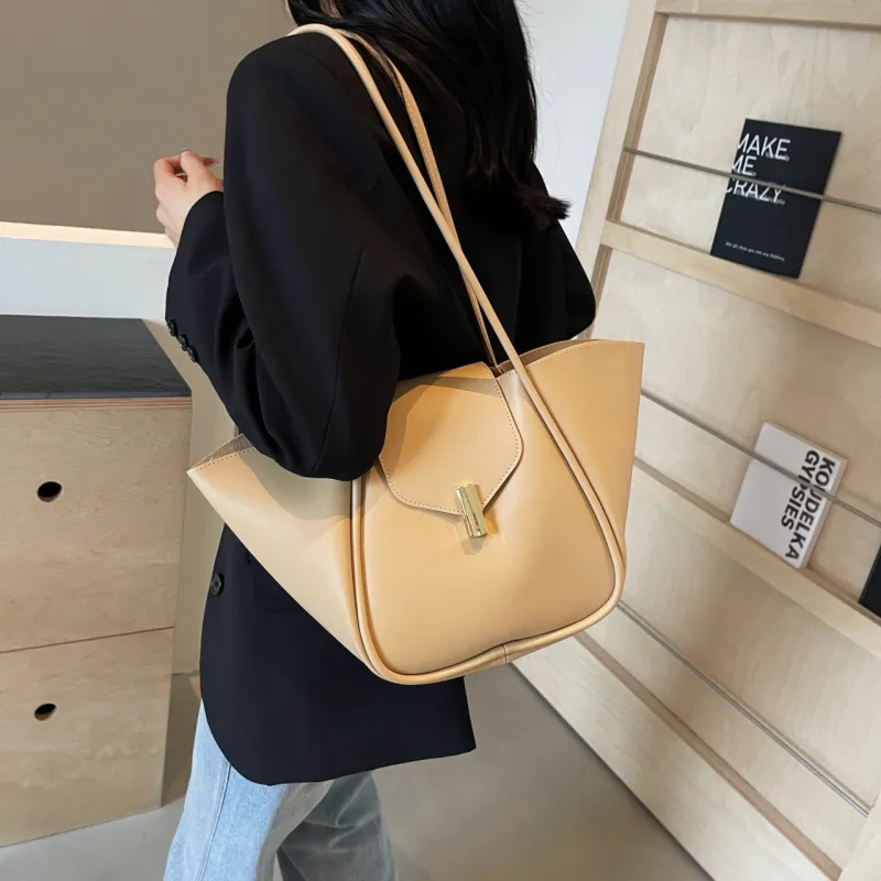 FCTOSSR PU Shoulder Bag Women's White/Black/Khaki/Coffee/Brown-14