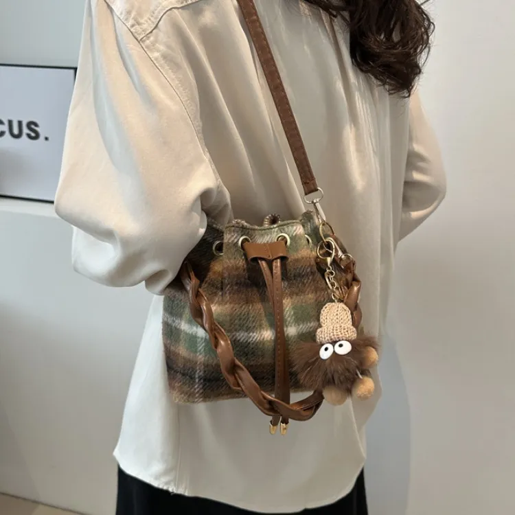 FCTOSSR Woolen One Shoulder Handbag, Crossbody Bag Regular Women's Green/Blue/Coffee-2