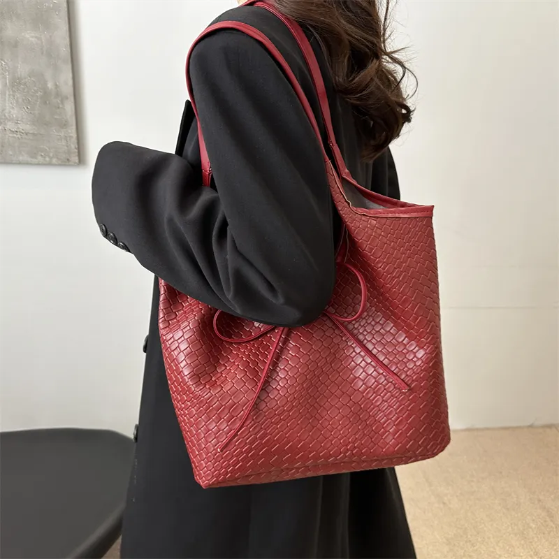 FCTOSSR PU Basket Bag Shoulder Bag Women's White/Black/Red/Coffee-14