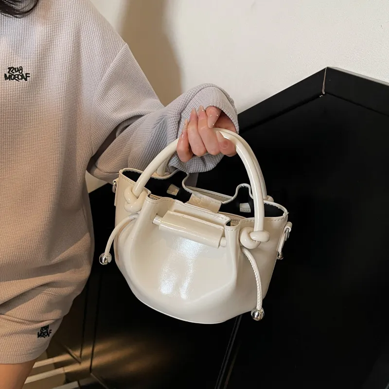 FCTOSSR Pu One Shoulder Handbag Women's White/Silver/Black/Yellow/Blue/Pink-5