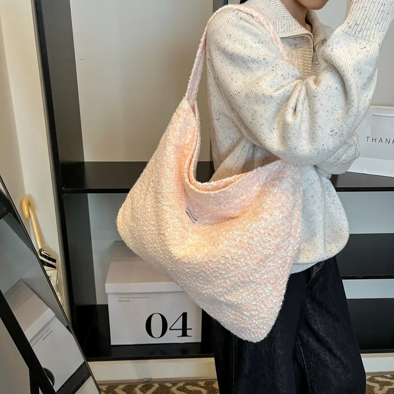 FCTOSSR Shoulder Bags-8