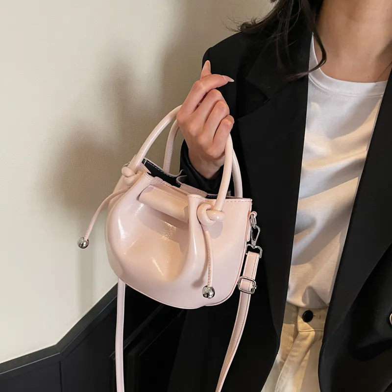FCTOSSR Pu One Shoulder Handbag Women's White/Silver/Black/Yellow/Blue/Pink-33
