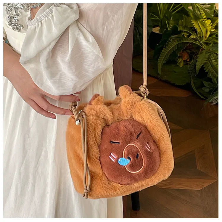 FCTOSSR Plush Crossbody Bag Women's Camel-3