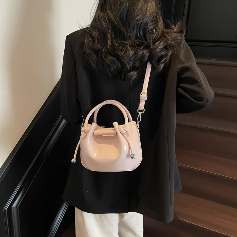 FCTOSSR Pu One Shoulder Handbag Women's White/Silver/Black/Yellow/Blue/Pink-35