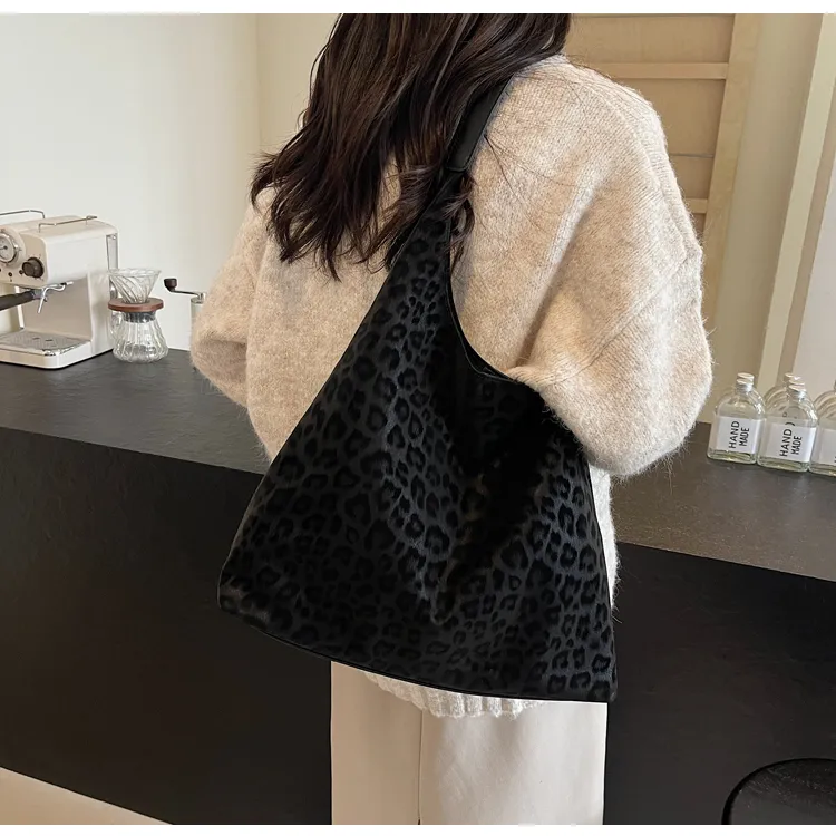 FCTOSSR Nylon Fabric Shoulder Bag Regular Women's Black/Coffee/Brown-3
