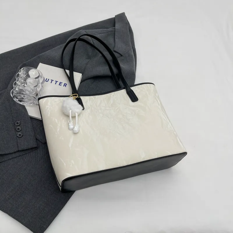 FCTOSSR PU Shoulder Bag Women's White/Black/Silver/Pink-3
