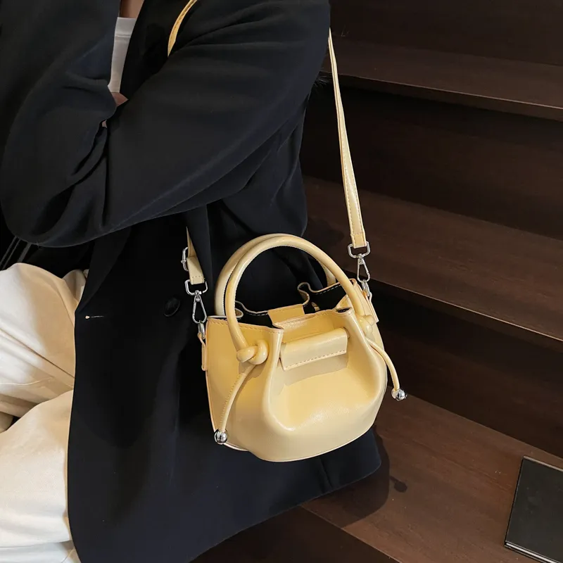 FCTOSSR Pu One Shoulder Handbag Women's White/Silver/Black/Yellow/Blue/Pink-19