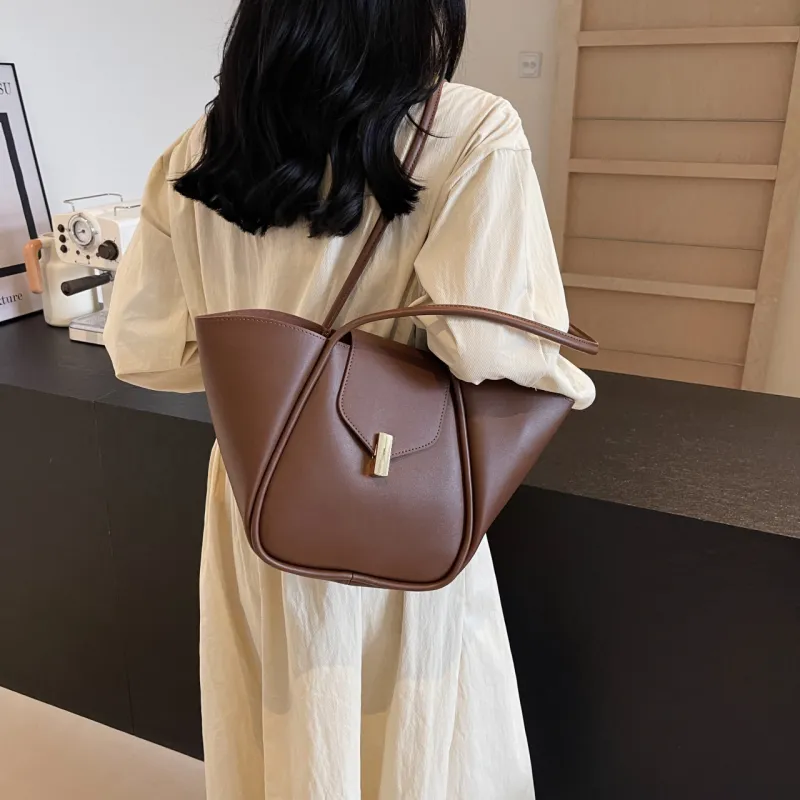 FCTOSSR PU Shoulder Bag Women's White/Black/Khaki/Coffee/Brown-19