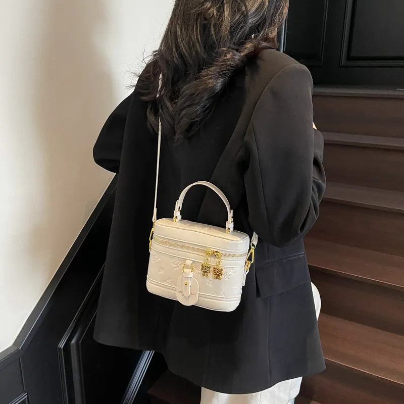 FCTOSSR PU One Shoulder Handbag Women's White/Black/Blue/Pink-1