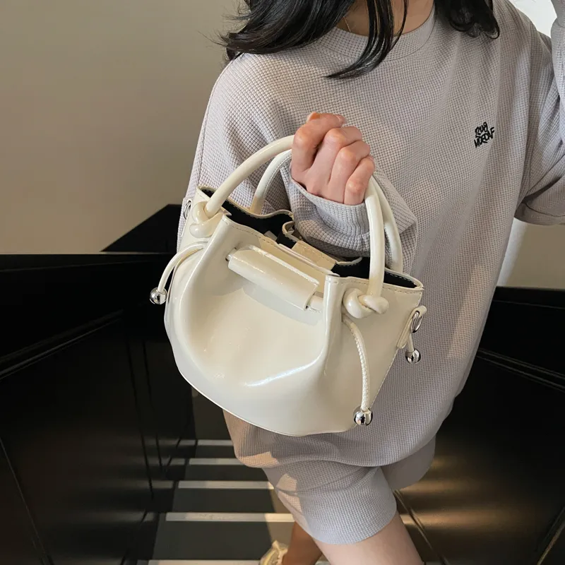 FCTOSSR Pu One Shoulder Handbag Women's White/Silver/Black/Yellow/Blue/Pink-4