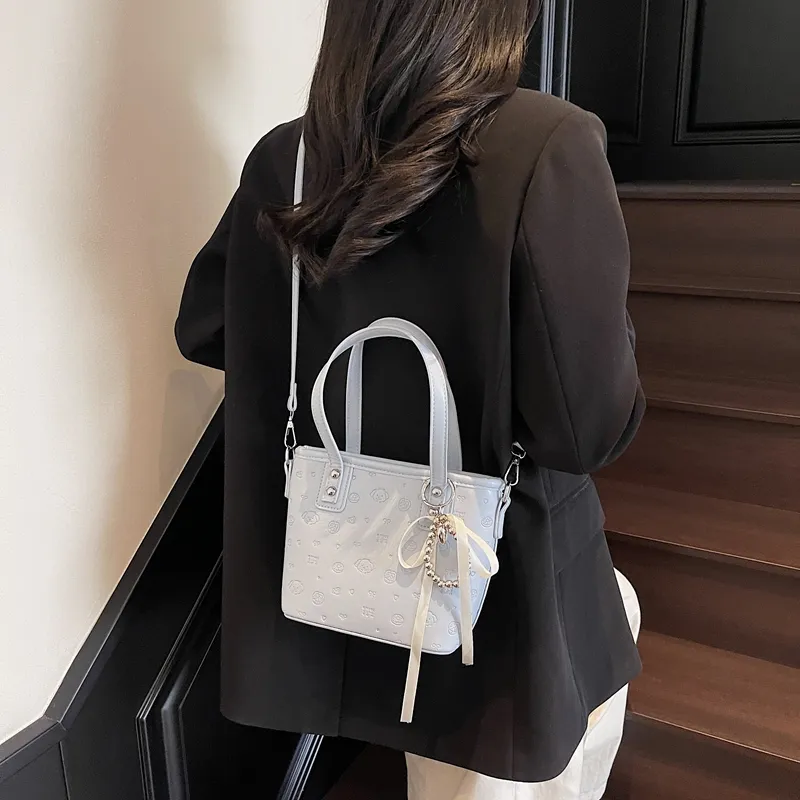 FCTOSSR PU One Shoulder Handbag Regular Women's White/Black/Blue/Pink-15