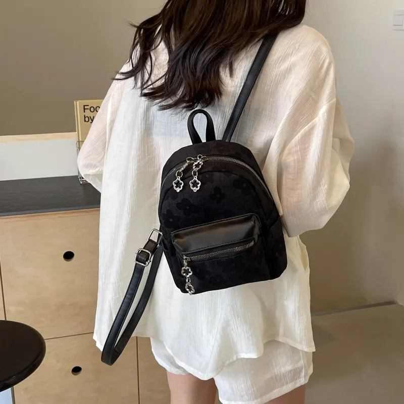 FCTOSSR PU Backpack Women's White/Black/Pink-10