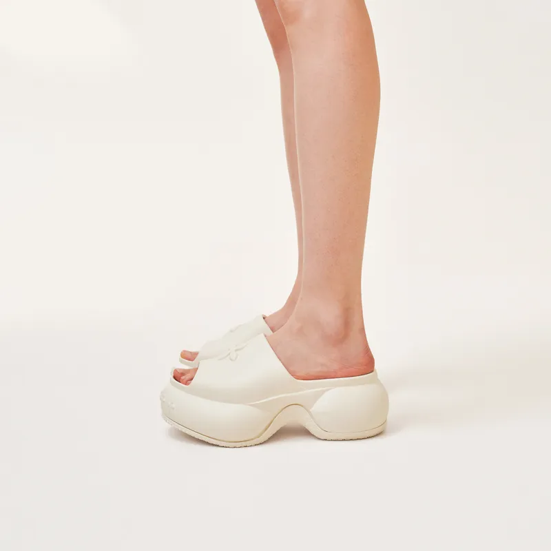 SMFK Compass Slide Slippers Women's Milk White Runs Large Suggest 1 Size Down-4