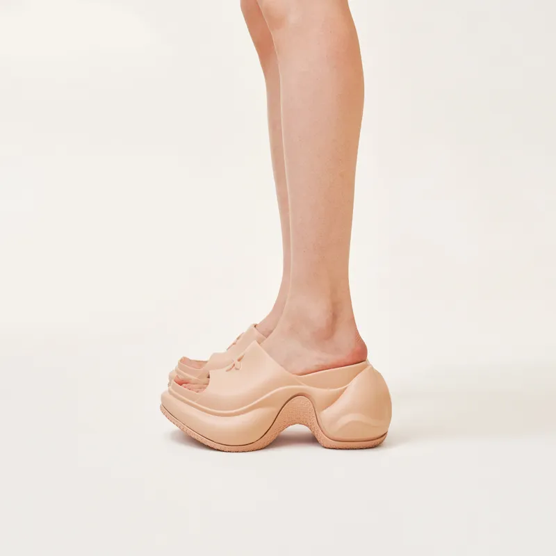 SMFK Compass Slide Slippers Women's Skin-5