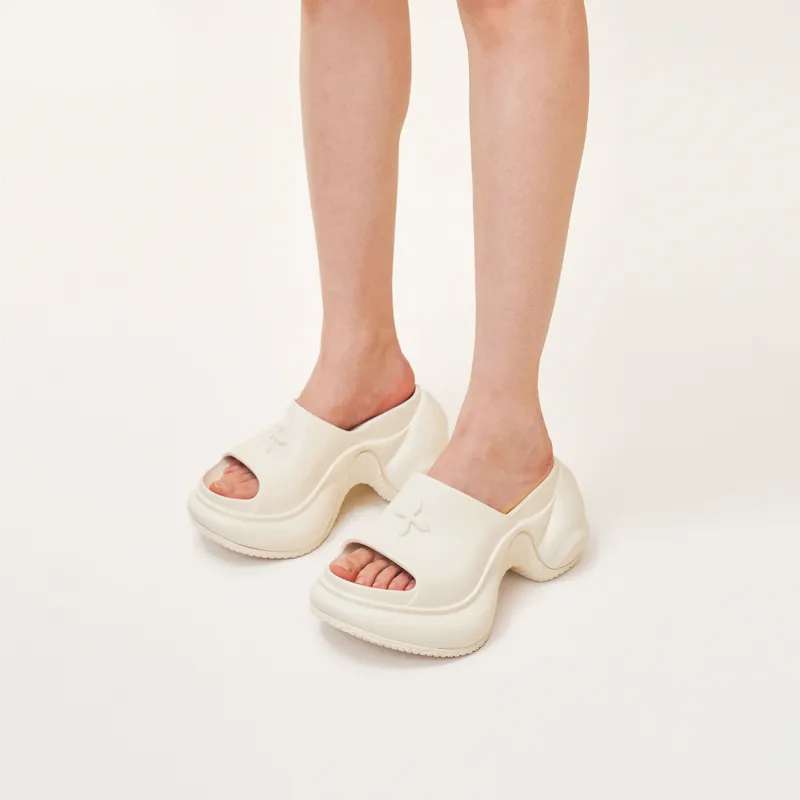 SMFK Compass Slide Slippers Women's Milk White-5