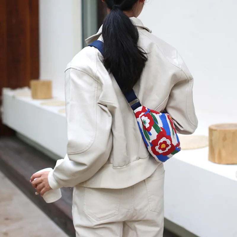 TAKI Oxford Shoulder Bag Unisex-1