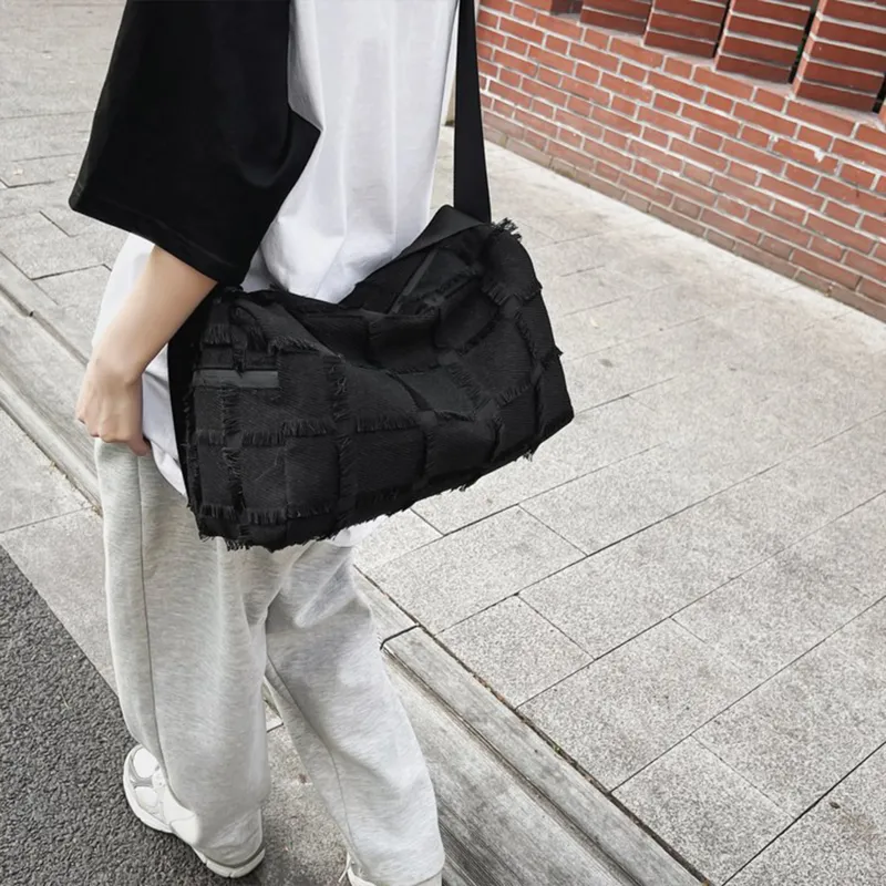 TAKI Canvas Shoulder Bag Unisex Black-4