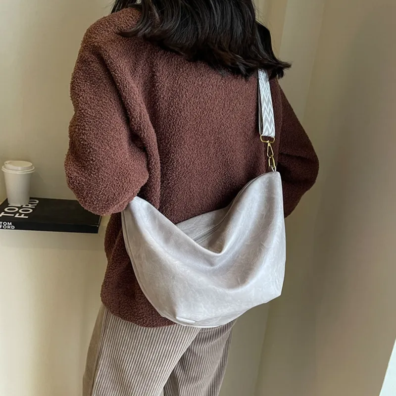 TAKI PU Crossbody Bag Shoulder Bag Regular Unisex Black/Beige/Coffee-14