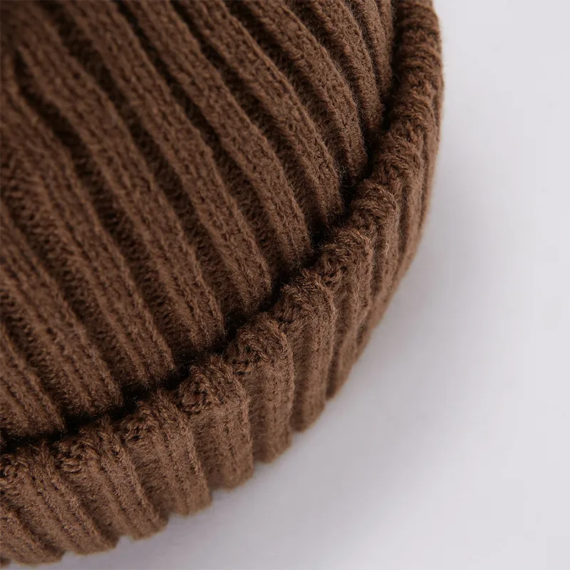 FILA FUSION Acrylic Beanies Unisex Nai Xiong Brown-3