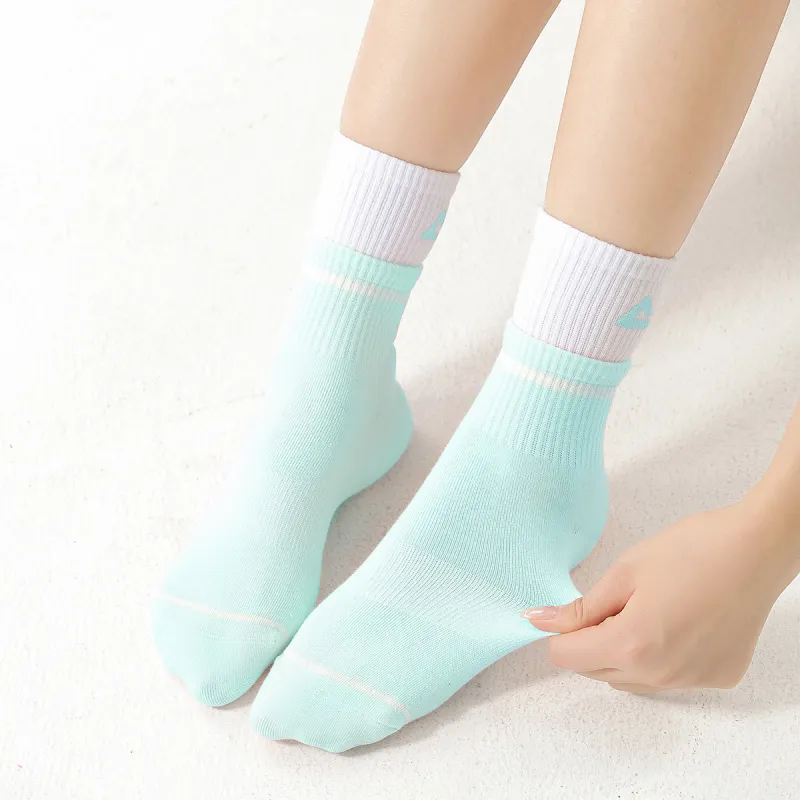 PEAK Mid Calf Socks Women's 2 Pack-5