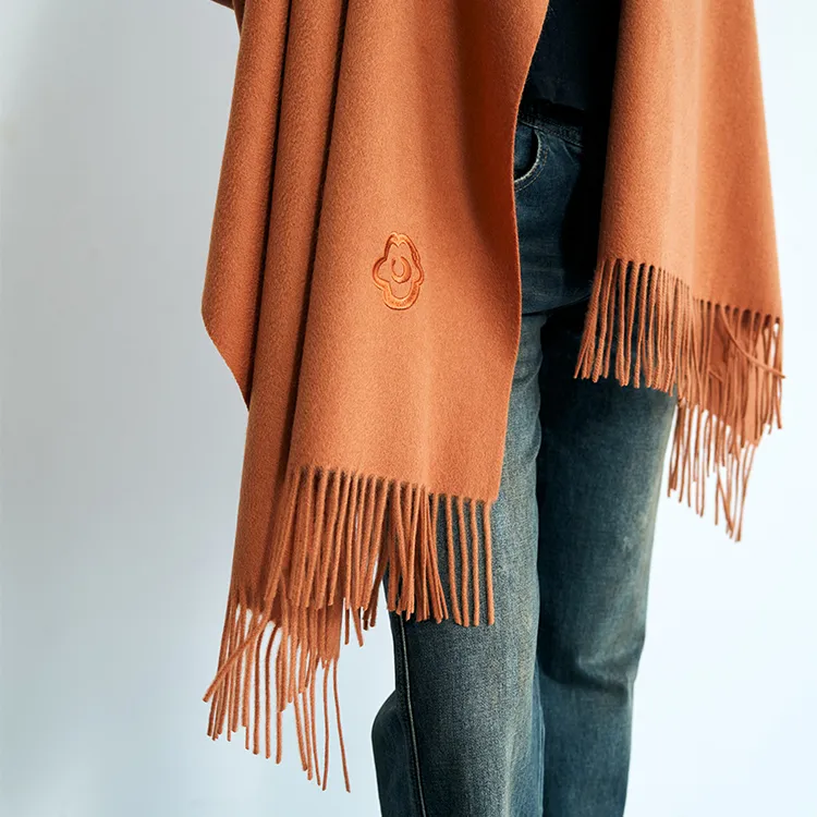 LOST PATTERN Cashmere Knit Scarves Women's Heather Gray-4