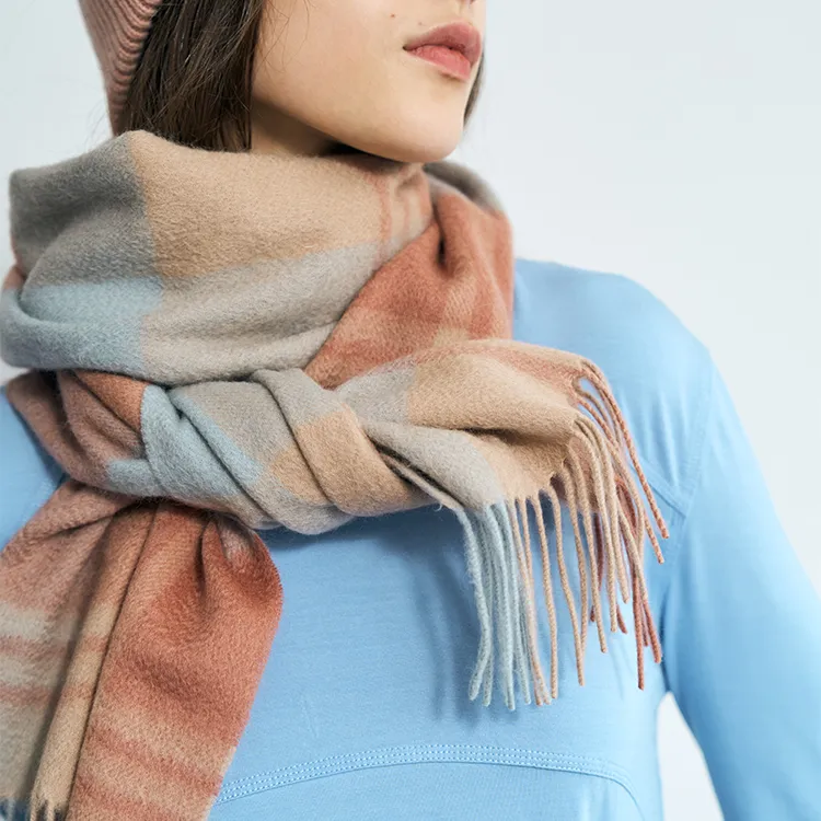 LOST PATTERN Cashmere Knit Scarves Women's Light Blue-3
