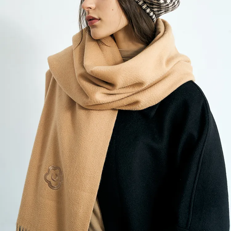 LOST PATTERN Cashmere Knit Scarves Women's Heather Gray-2