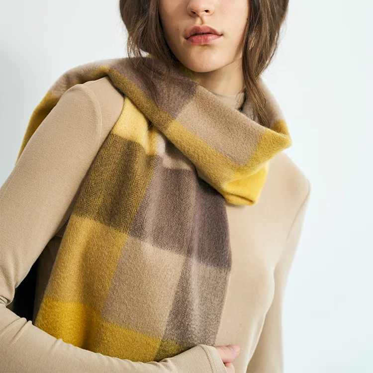 LOST PATTERN Cashmere Knit Scarves Women's Light Blue-7